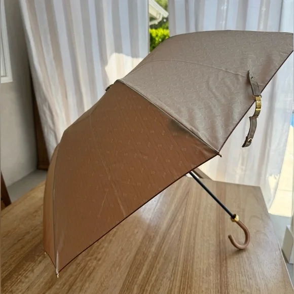 Celine Tan Umbrella - Picture 5 of 12